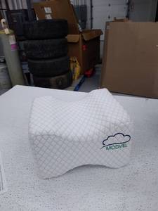 lot 27113 image: Modvel toddler Bed Rail Bumper Guard Comfortable Hypoallergenic Foam