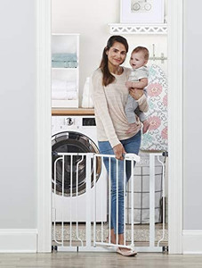 lot 27173 image: Regalo Easy Step Extra Wide Walk Thru Baby Gate