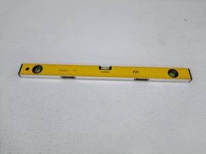 lot 27237 image: Xunhon 24in.Magnetic Spirit Level