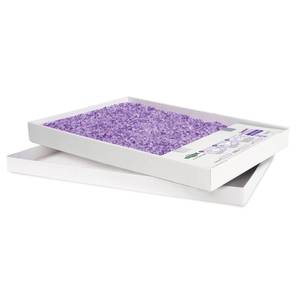 lot 27286 image: Box of ScoopFree by PetSafe Disposable Crystal Lavender Litter Trays for Cats, 1.6 fl. oz.