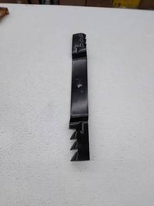 lot 27334 image: Maxpower 331749x Commercial Mulching Blade For 22in. Cut Poulan, Husqvarna, Crafts