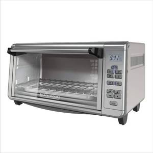 lot 27366 image: Black and Decker 8-Slice Digital Toaster Oven, Stainless Steel