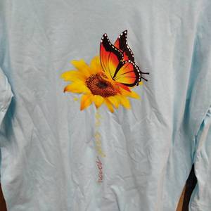 lot 5278 image: NEVER GIVE UP LONG SLEEVE T SIZE XL