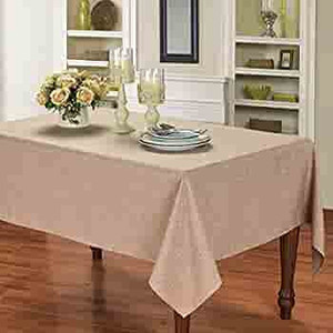 lot 8039 image: Ariana Plaid 60-inch X 120-inch Oblong Tablecloth see pics for color