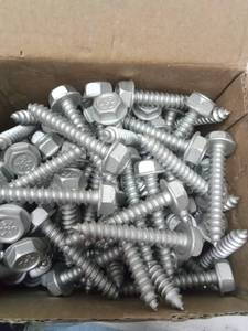 lot 36207 image: Box of 100 Custom Tool Supply Lag Bolts 516 x 2 - Washer Head - 7CT-516LB2G5E
