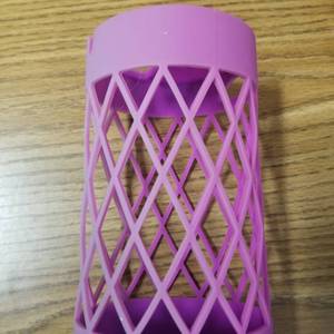 lot 39534 image: Silicone net for bottles and cups purple stock Photo varies from product