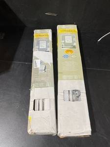 lot 3132 image: Set of 2 cordless 1 inch mini blinds