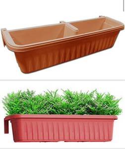 lot 3215 image: 32 Adjustable Railing Planter, Terra Cotta
