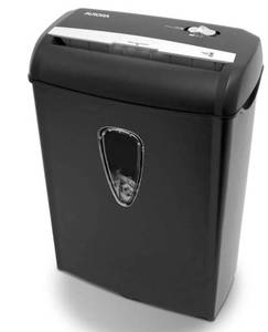 lot 3205 image: Amazon Basics Paper Shredder - Used