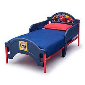 lot 9842 image: Delta Children Marvel Ultimate Spiderman Toddler Bed