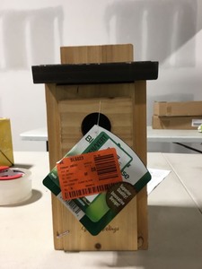 lot 8922 image: Wild Wings Wwch3 Cedar Blue Bird Box House