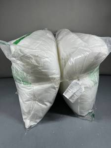lot 100949 image: 18�� x 18�� throw pillows
