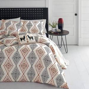 lot 40177 image: Azalea Skye Cusco Duvet Set, FullQueen Bedding
