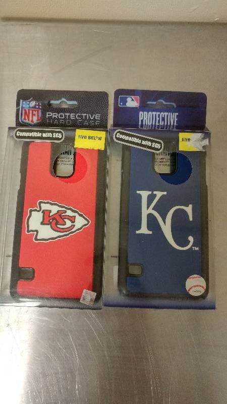 lot 33 image: Royals and Chiefs Phone Cases for Samsung Galaxy 5