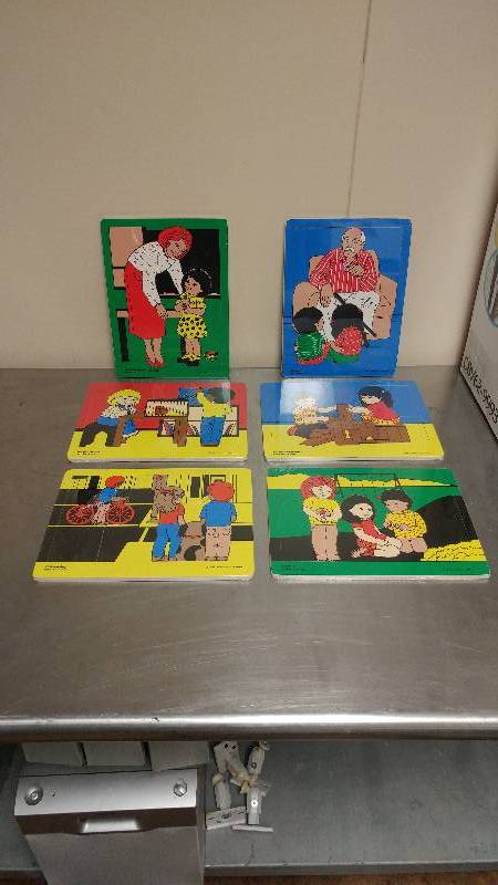 lot 78 image: Set of 6 Educational Wood Puzzles