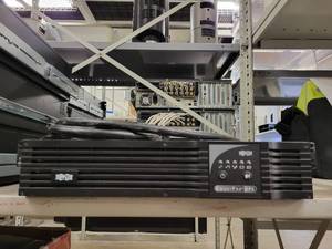 lot 38137 image: Trip Lite Smart Pro
