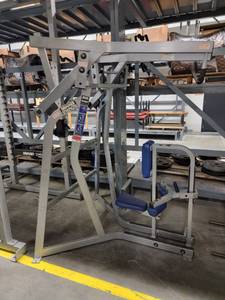 lot 38241 image: Hammer Strength Iso Lateral High Row