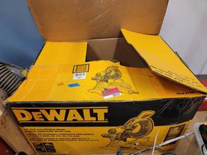 lot 38247 image: Dewalt DWS780 12 Sliding Compound Miter Saw