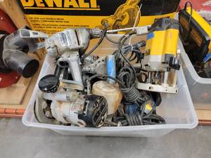 lot 38248 image: Lot Of Used Woodworking Tools