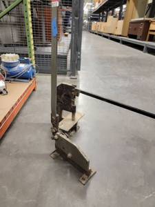 lot 38251 image: Metal Shear And Metal PunchPress
