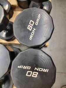 lot 38285 image: Pair Of Iron Grip 80lb Rubber Wrapped Dumbells