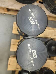 lot 38286 image: Pair Of Iron Grip 85lb Rubber Wrapped Dumbells