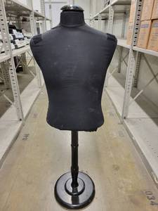 lot 38399 image: Male Body Form