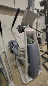 lot 39051 image: Precor Elliptical