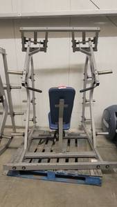 lot 39053 image: Hammer Strength Iso Lateral Shoulder Press