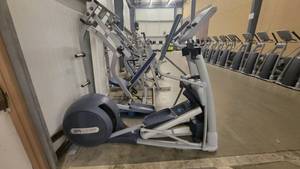 lot 39059 image: Precor Elliptical