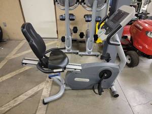 lot 39075 image: Precor 846I Seated Bike Trainer