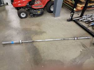 lot 39128 image: Full Size 45Lb Weight Lifting Bar
