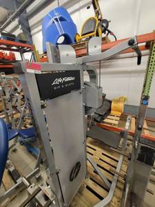 lot 39190 image: Life Fitness Hip and Glute Machine