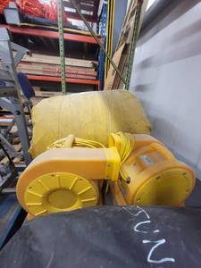 lot 39203 image: Inflatable