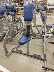 lot 39211 image: Hammer Strength Iso Lateral Row Machine