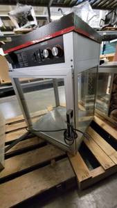 lot 38551 image: Hatco Flavor Savor Holding and Display Cabinet