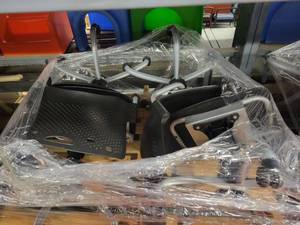 lot 38589 image: Lot of 7 Black Plastic Office Chairs - Normal Wear