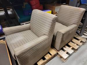 lot 38625 image: (2) Checkered Pattern Lounge Chairs