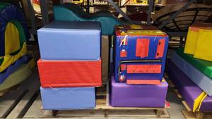 lot 38642 image: Jungle Gym Pieces