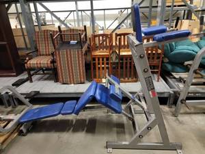 lot 38722 image: Hammer Strength Sit Up And Leg Lift Rack