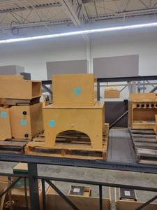 lot 38789 image: Lot of 2 Childrens Wooden Playtable and Shelf