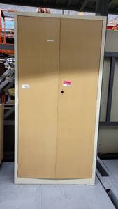 lot 38800 image: Metal Storage Cabinet With Shelves