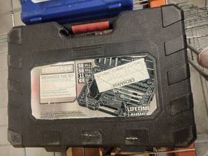 lot 38882 image: Craftsman Mechanics Tool Kit