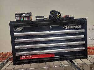 lot 38886 image: Black Husky Tool Box with Key
