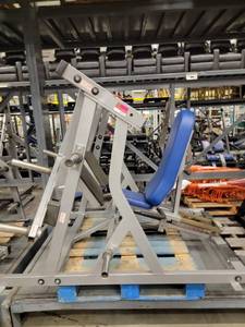 lot 38902 image: Hammer Strength Uni Lateral Leg Press Machine