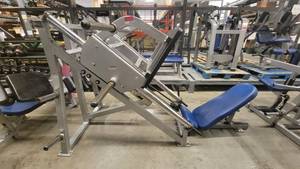 lot 38928 image: Hammer Strength Linear Leg Press