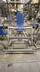 lot 38933 image: Hammer Strenth Super Horizontal Claf Excercise Equipment