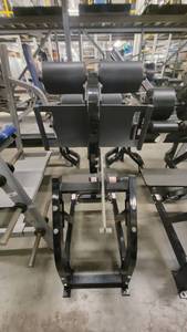 lot 38937 image: Hammer Strength Excercise Equipment