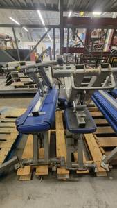 lot 38943 image: (4) Nautilus Adjustable Benches