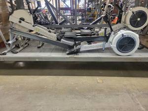 lot 39010 image: Concept 2 Rower